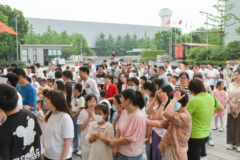 童心飛揚(yáng) 歡樂(lè)巨人——巨人集團(tuán)開(kāi)展兒童節(jié)親子活動(dòng)